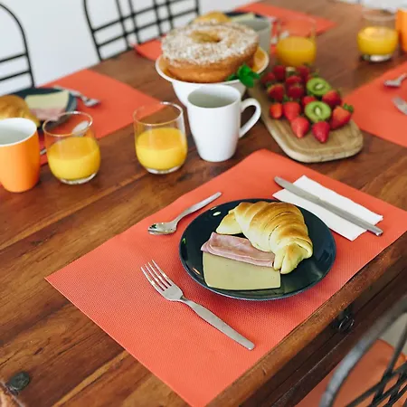 Host Wise - Terrace & Ocean View Flat