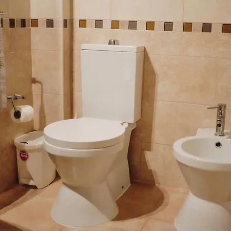 Host Wise - Terrace & Ocean View Flat