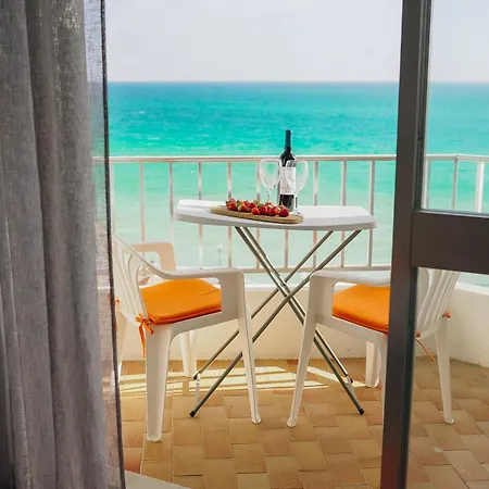 Host Wise - Terrace & Ocean View Flat Armação de Pêra