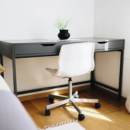 Host Wise - Terrace & Ocean View Flat