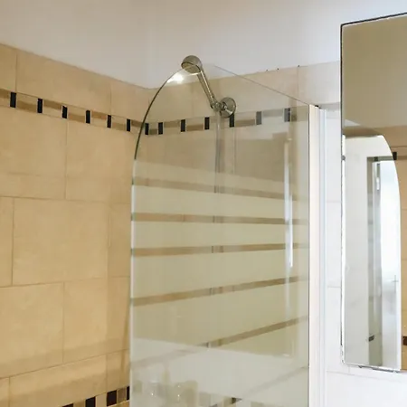 Host Wise - Terrace & Ocean View Flat Apartamento *