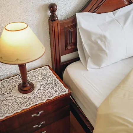 Host Wise - Terrace & Ocean View Flat *