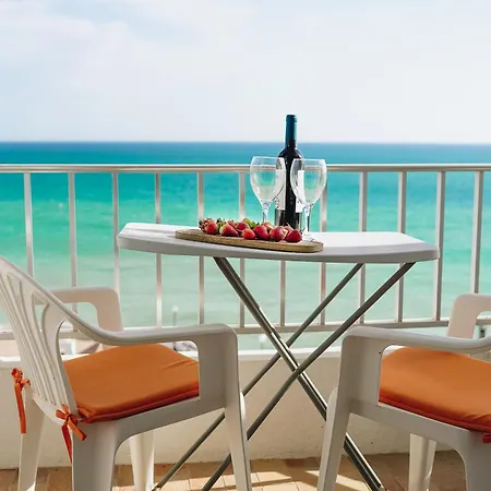 Host Wise - Terrace & Ocean View Flat